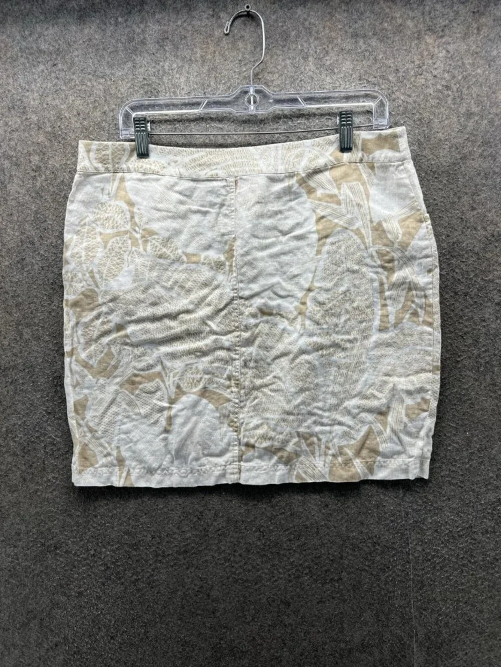 Tommy Bahama Skirt Womens 8 Beige Floral Tropical Print Short Pockets Casual